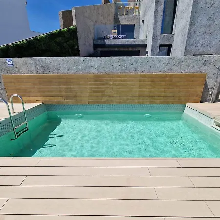 Luxury And Private Jacuzzi 300 Meters From The Appartamento Benalmádena
